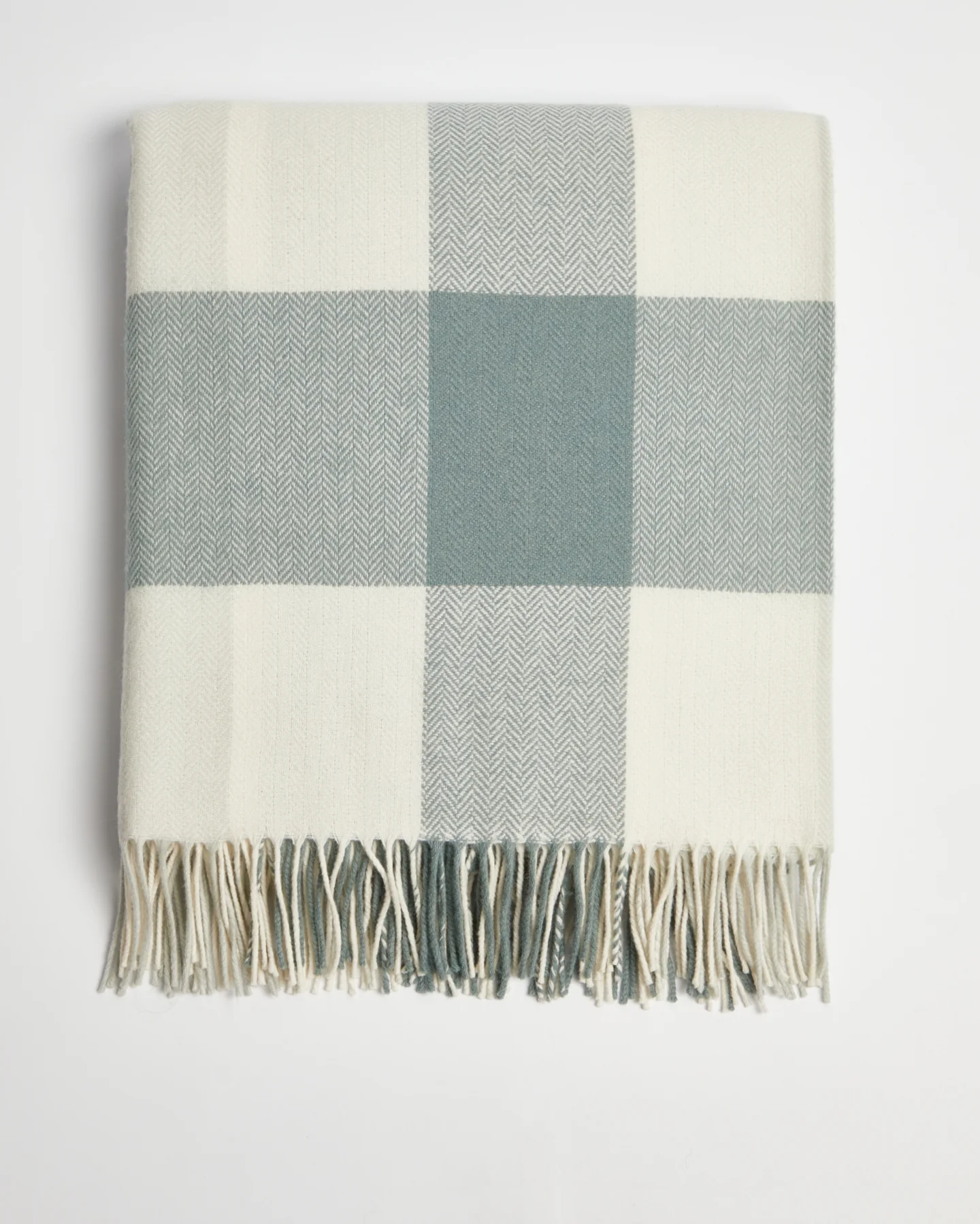 Foxford Aille Lambswool Throw - Image 3