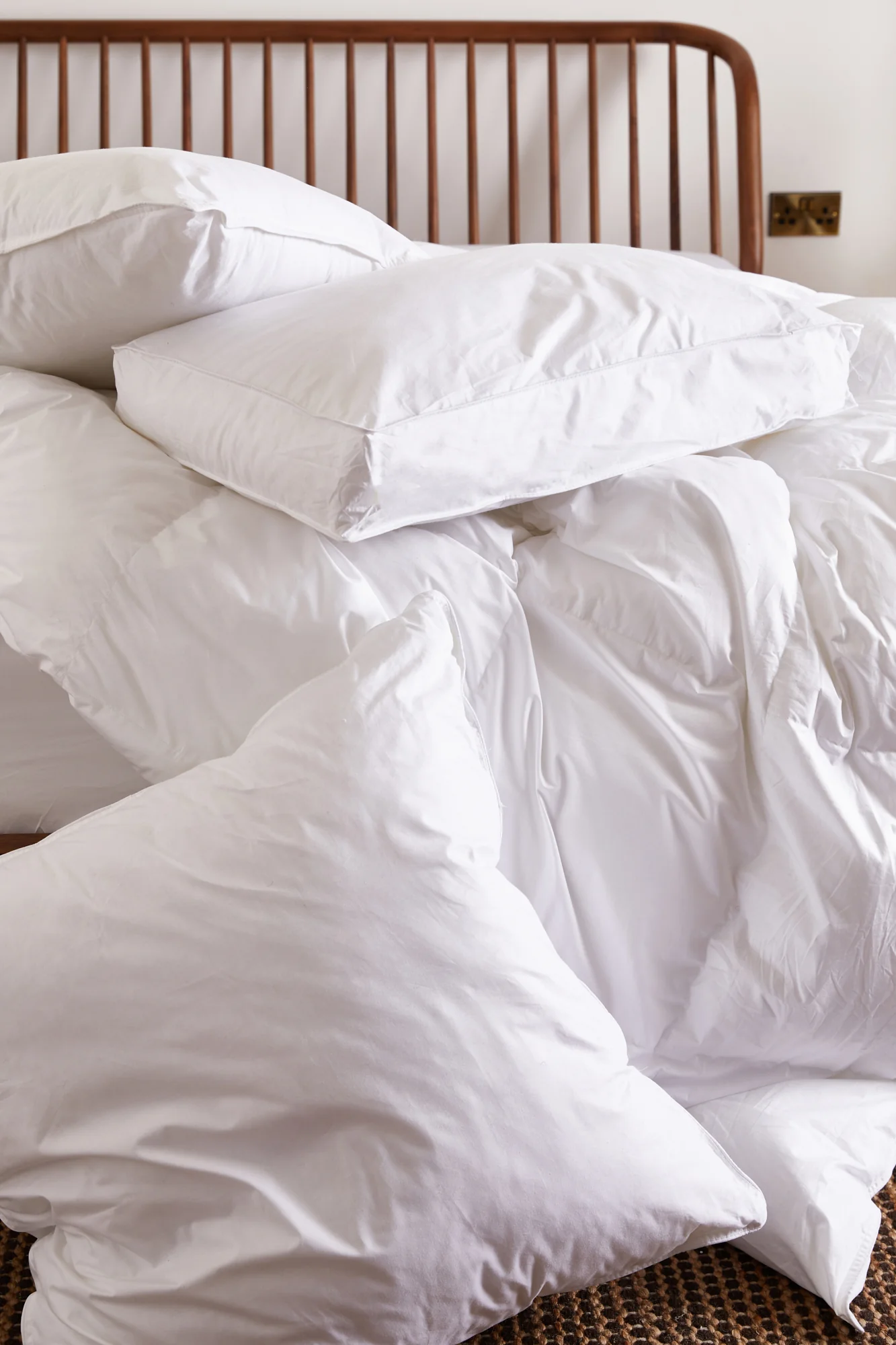 Foxford Cotton Microfibre Duvet – Superking 13.5 Tog - Image 3