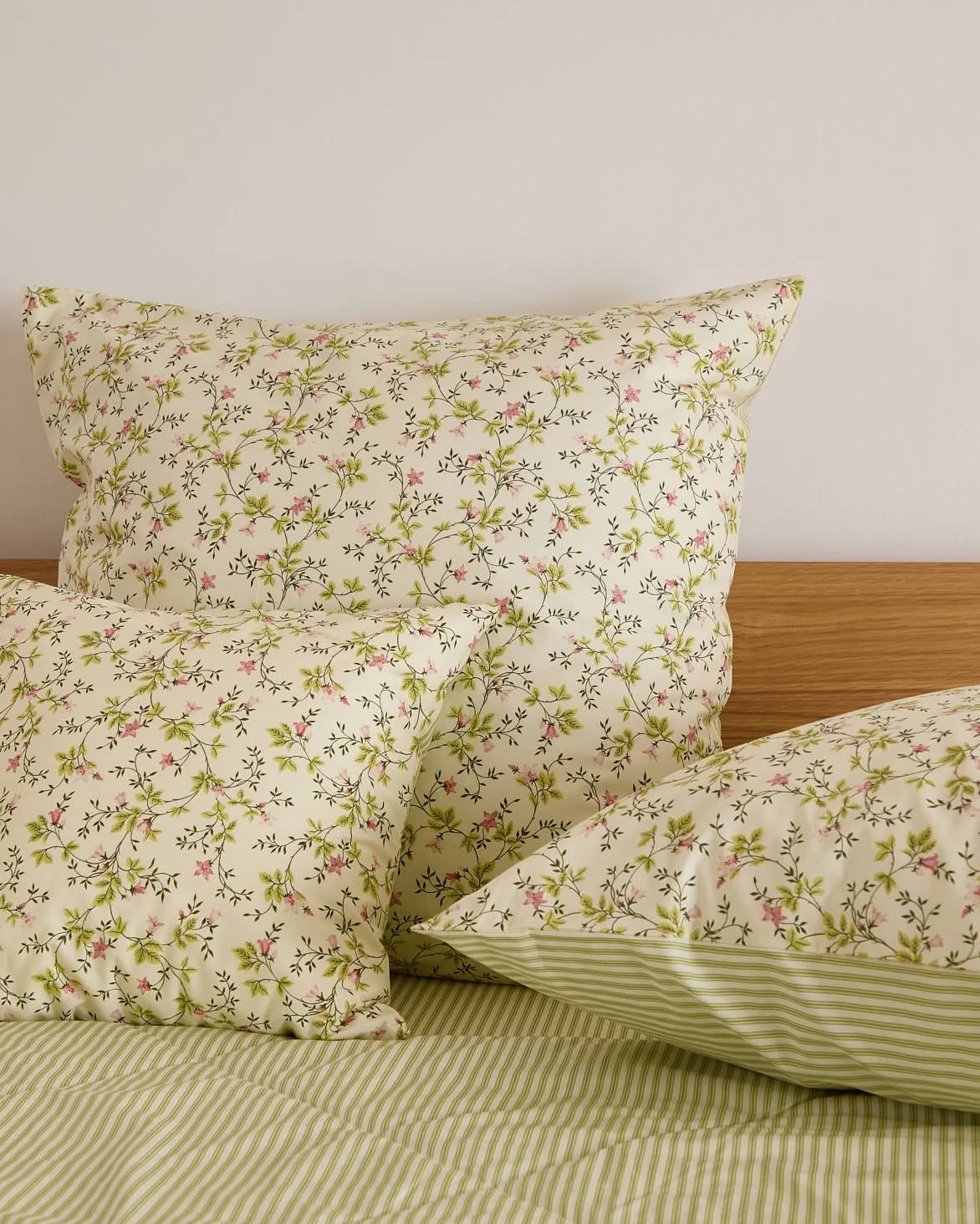 Foxford Dainty Lily Cushion- Large - Image 3