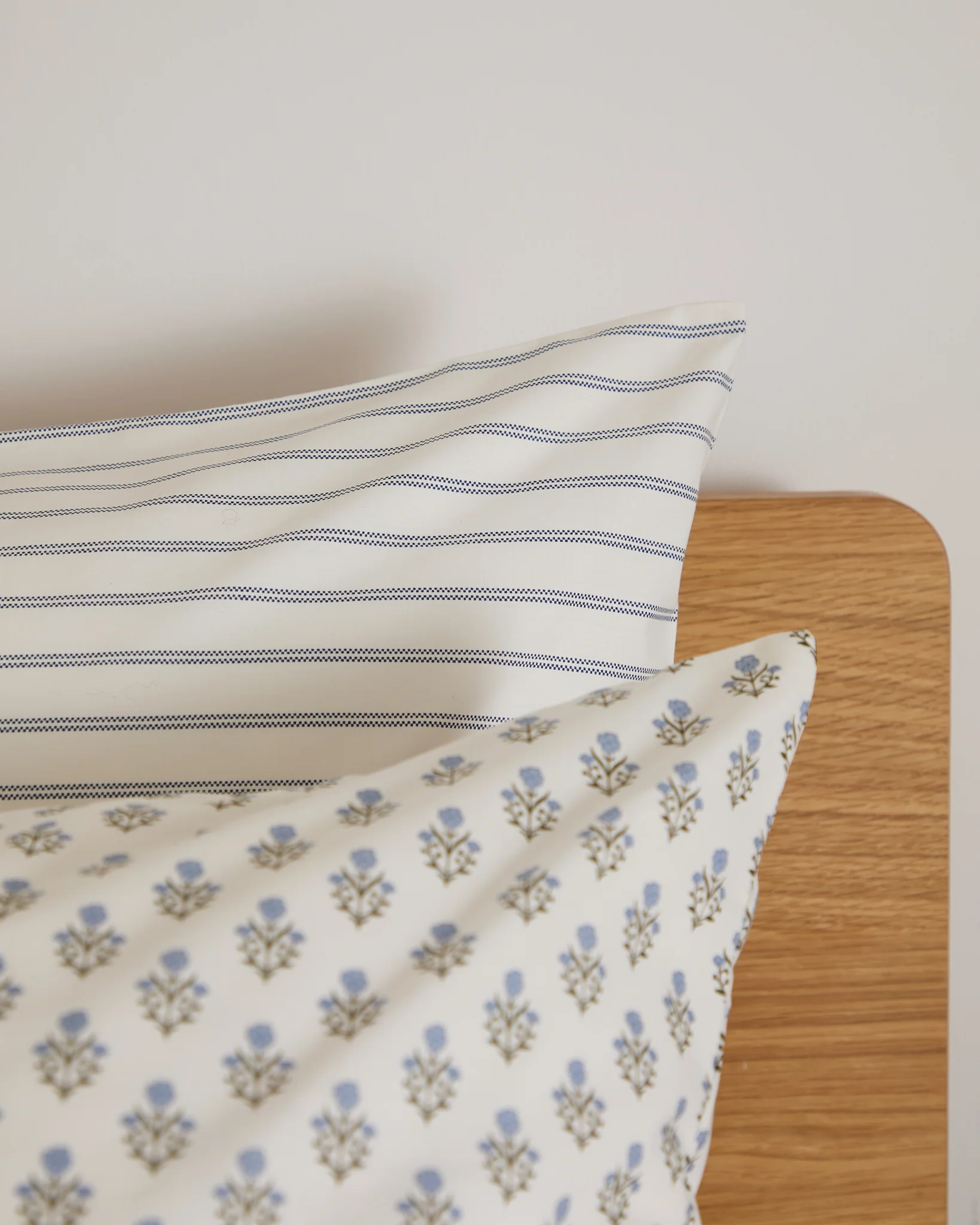 Foxford Emma Pinstripe Pillowcase Set - Image 3