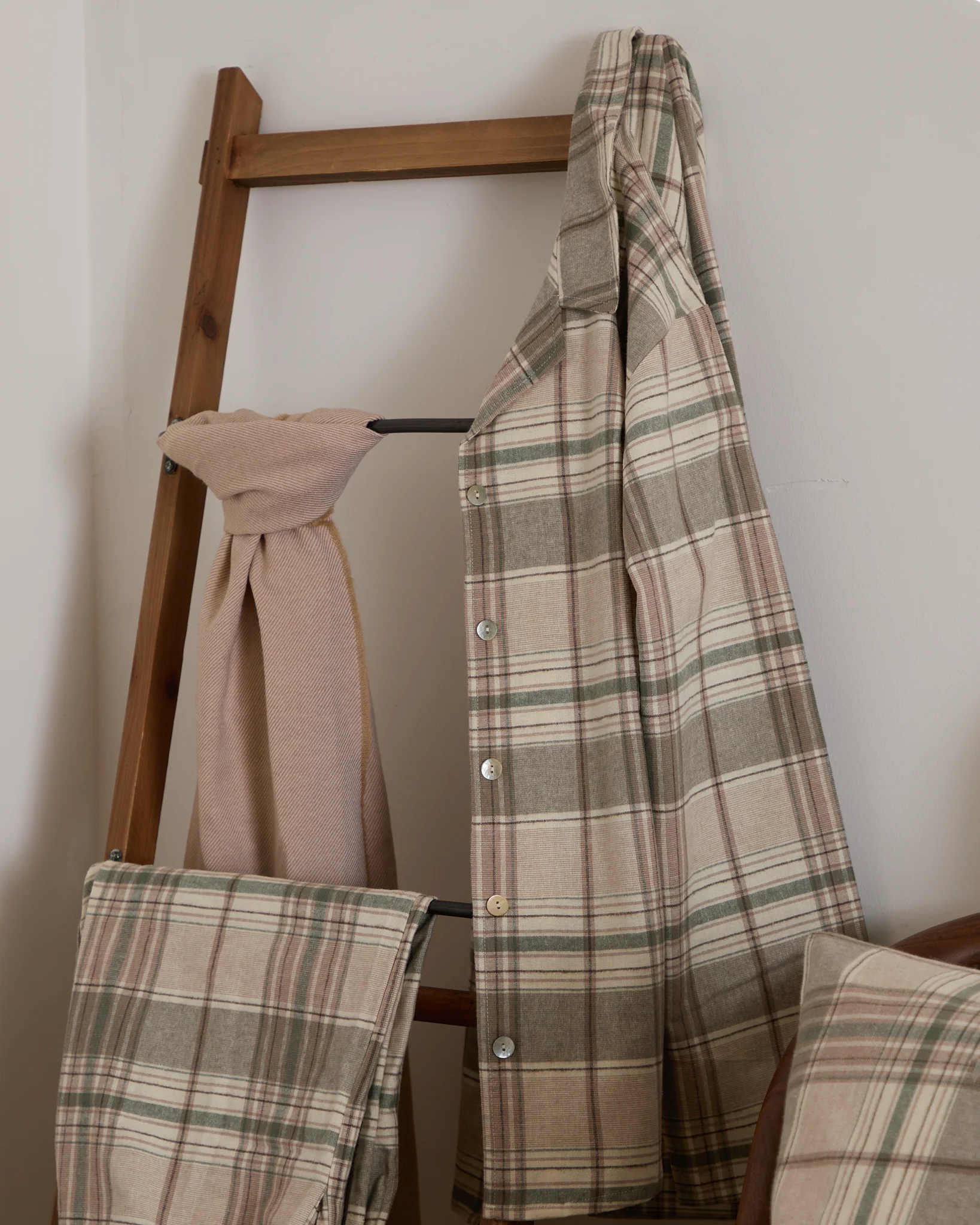 Foxford Eve Tartan Flannel Pyjama Set - Image 3