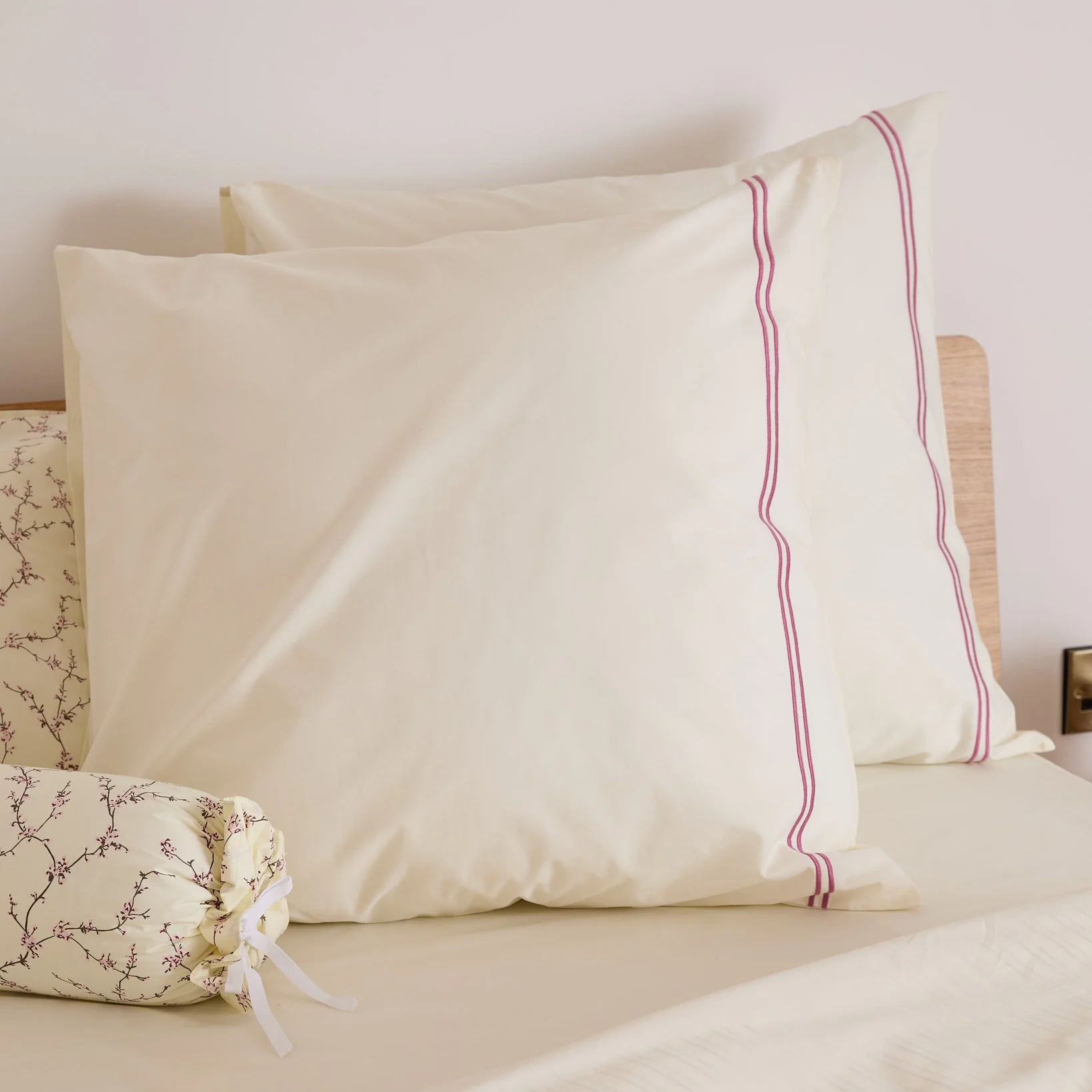 Foxford Evelyn Buttermilk Rolenio Square Pillowcase