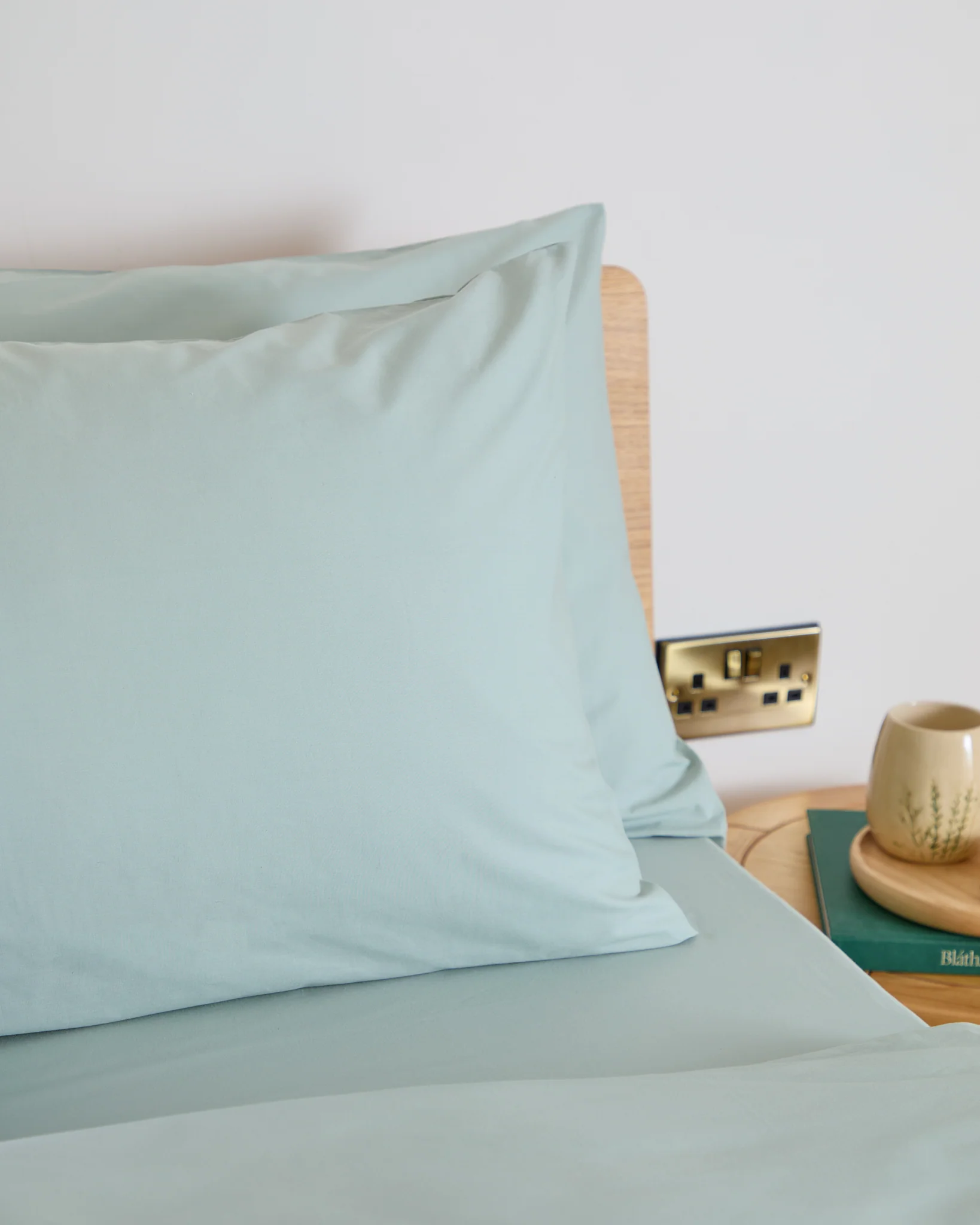 Foxford Evelyn Sage Pillowcase Set
