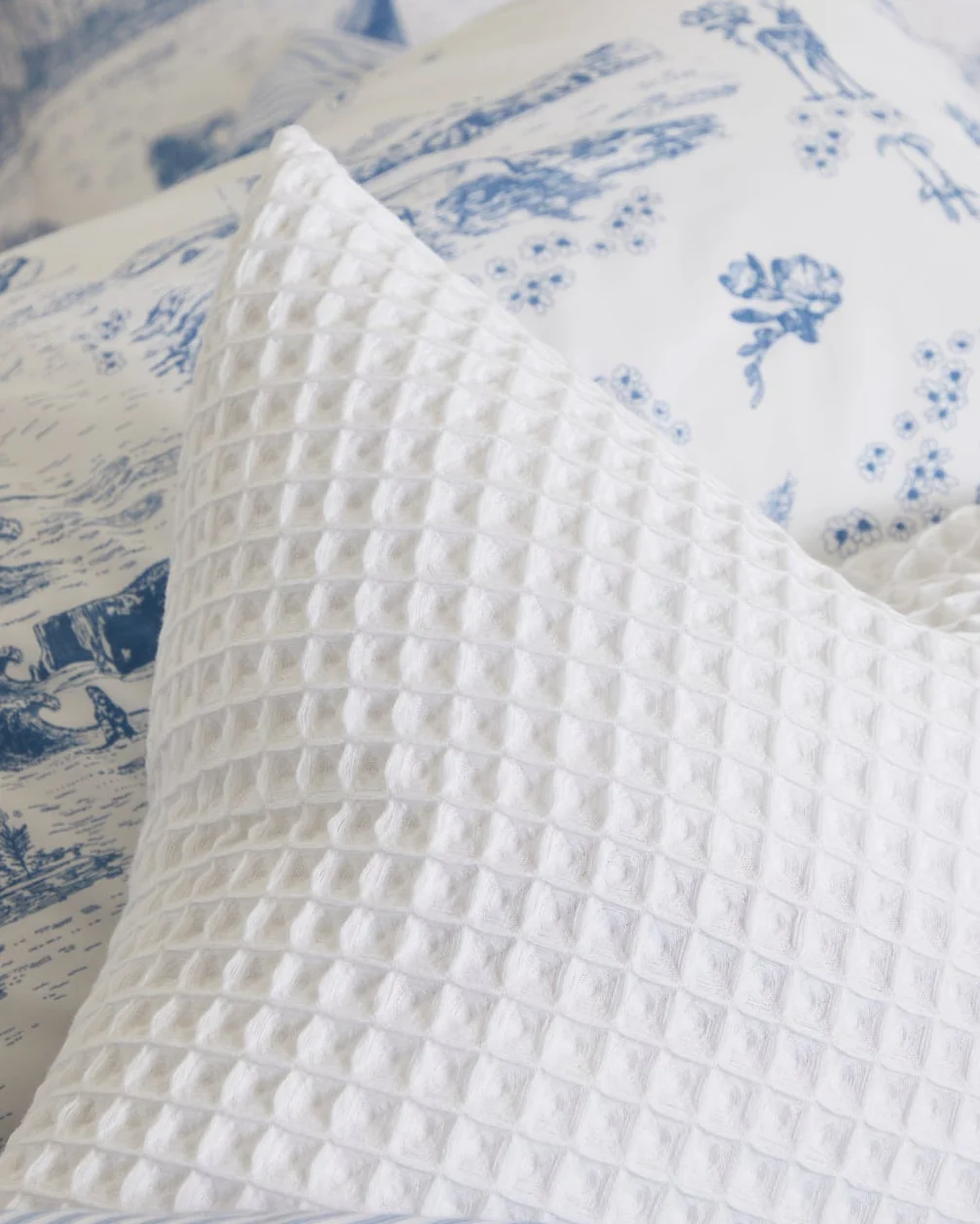 Foxford Honeycomb Cushion White- Small - Image 3