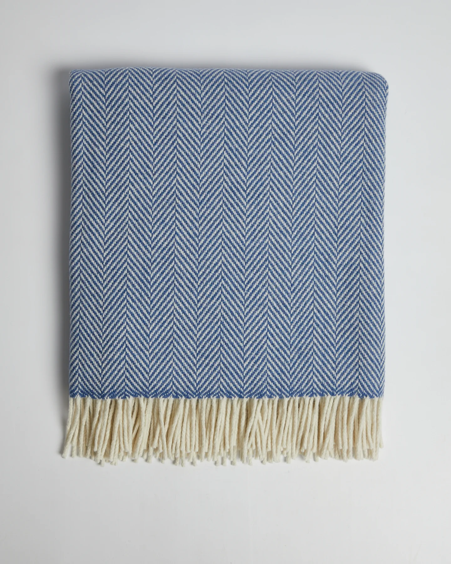 Foxford Inishmore Cashmere and Lambswool Throw - Image 2