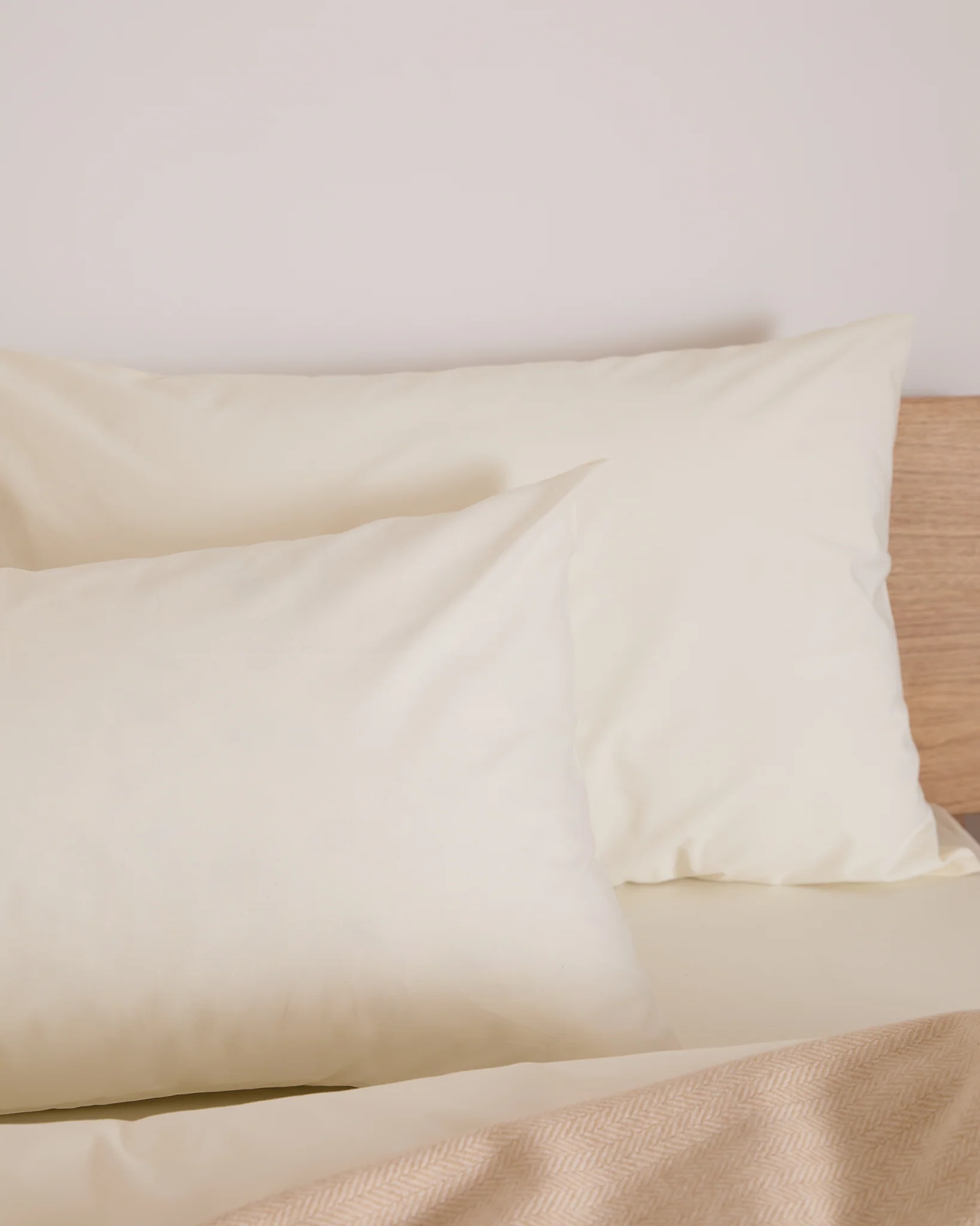 Foxford King Size Pillowcase Pair- Evelyn Buttermilk - Image 3
