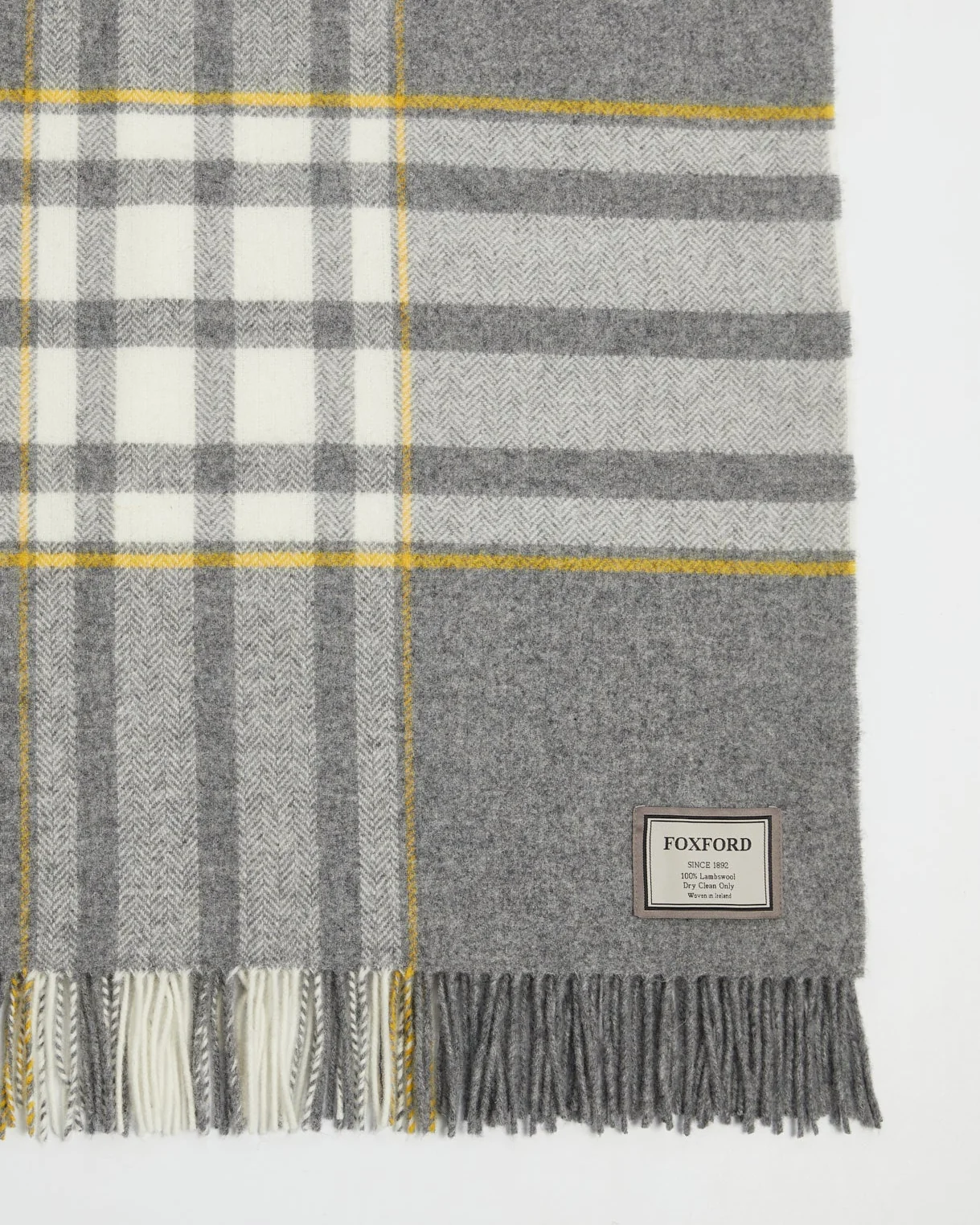 Foxford Liath Lambswool Throw - Image 4