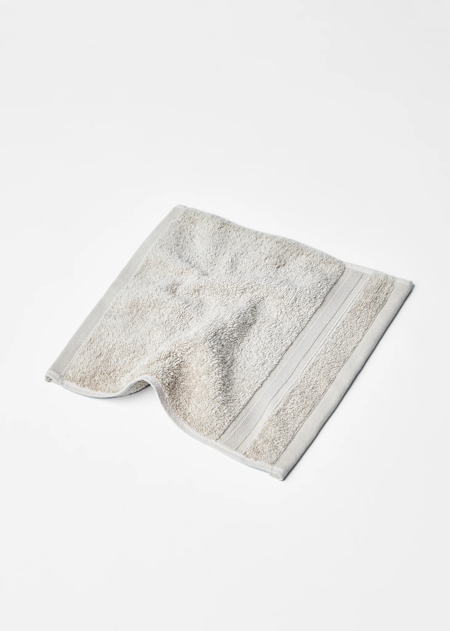 Foxford Luxury Cotton Face Towel - Nacre