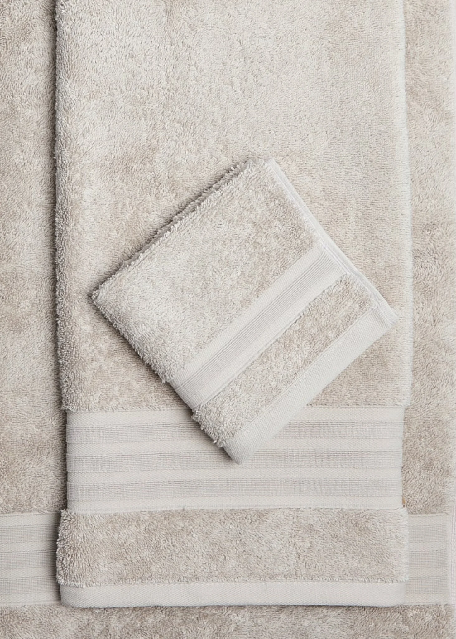 Foxford Luxury Cotton Face Towel - Nacre - Image 2